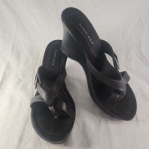 Shoes Sweet 554 Daniella Womens Sandals Size 9M Black Heel Wedges Crossed Strap